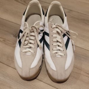 Tretorn White and Green Sneakers